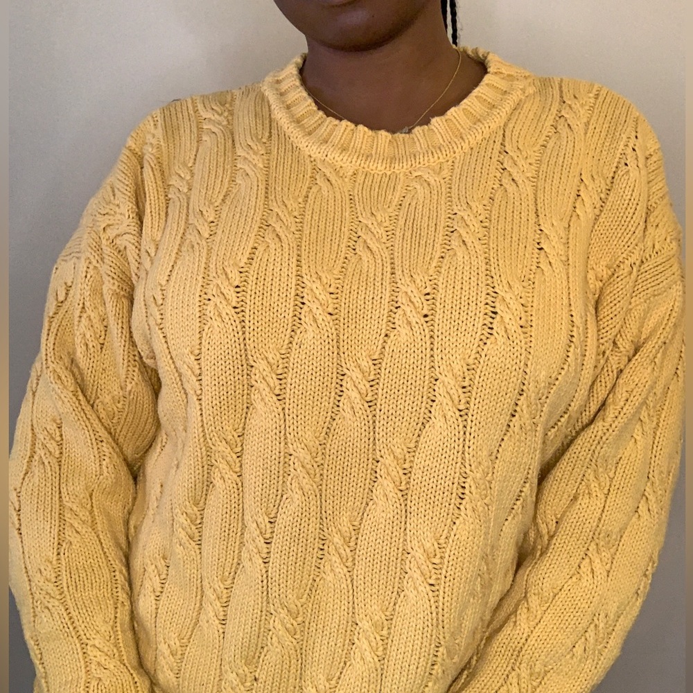 Light yellow sweater